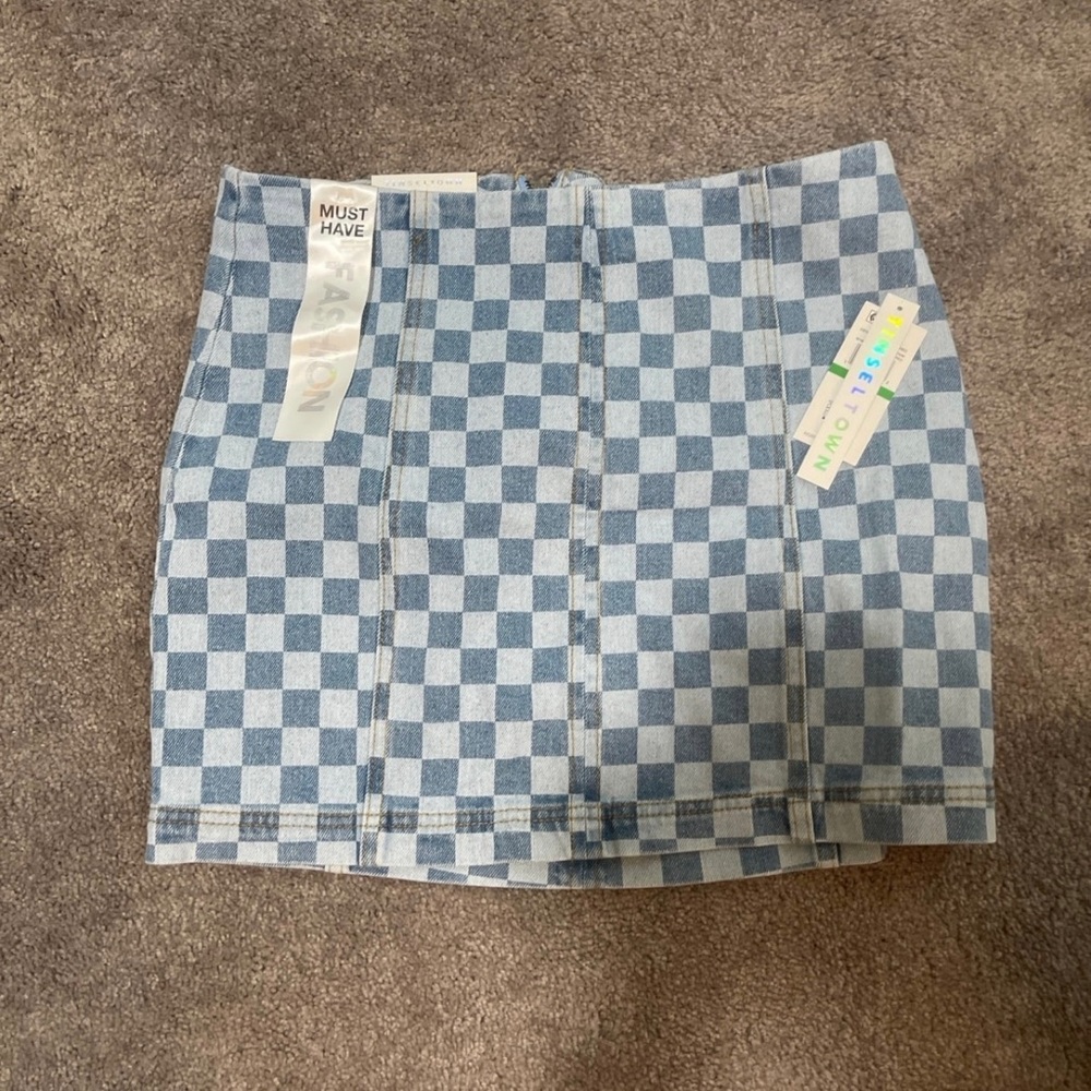 Checkered, Jean mini skirt size L.